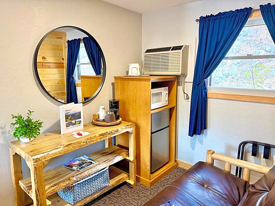 Mountain View Lodge & Cabins