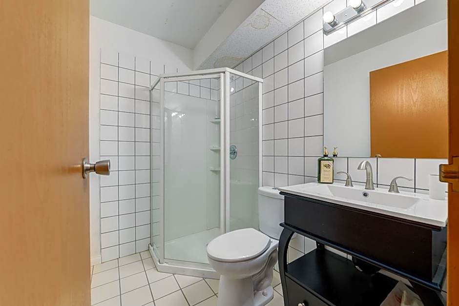 Premium Inn & Suites