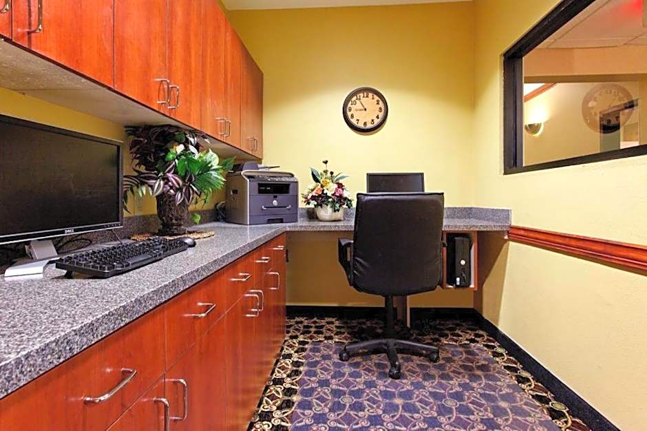 Holiday Inn Express Crockett By IHG