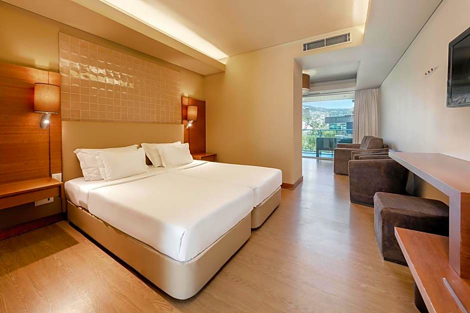 The Views Baia - Adults Only