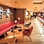 Hirschen Guesthouse - Village Hotel
