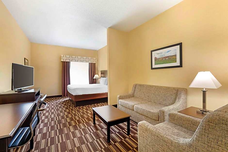 Best Western Plus Victor Inn & Suites