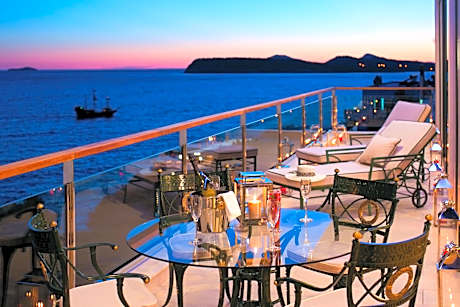 Royal Princess Hotel