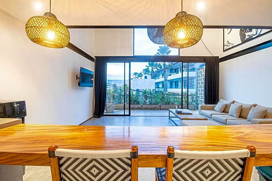 Spacious Loft 200m from Canggu Beach