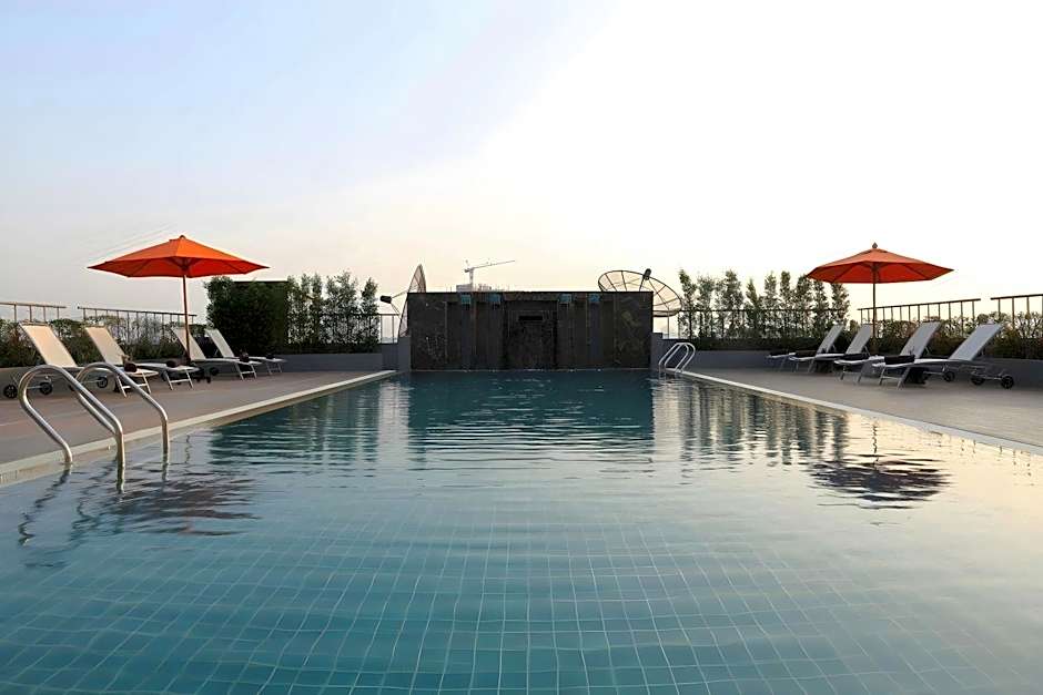 Adelphi Pattaya Hotel