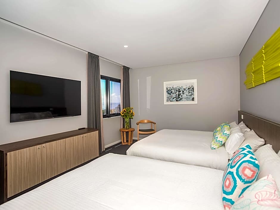 Ibis Styles The Entrance