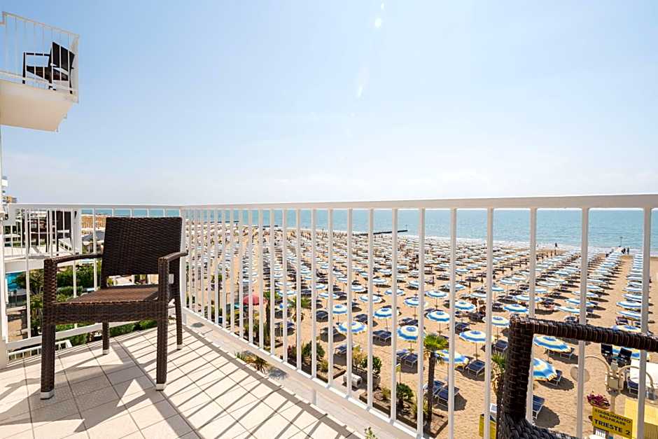 Hotel Boston 3 Stelle Superior Frontemare