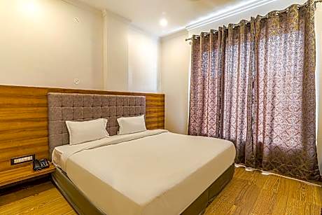 FabExpress Global Inn New