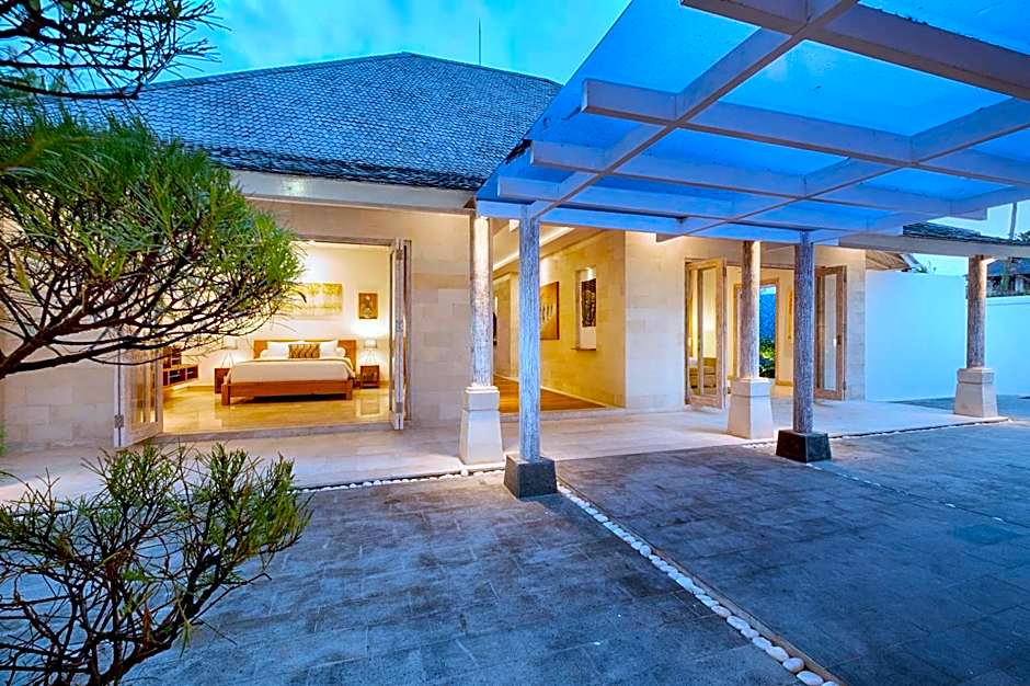 Kutus Kutus Saba Beach Villa – Blahbatuh, CO