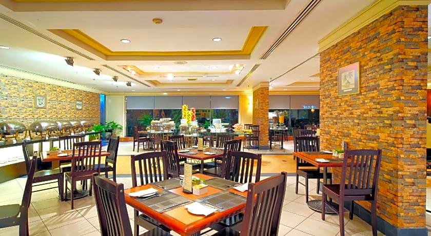 Hotel Shangri-La