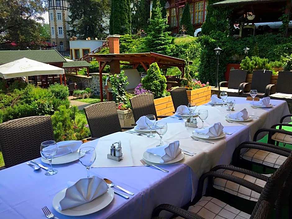 Hotel Tókert Szálloda és Étterem