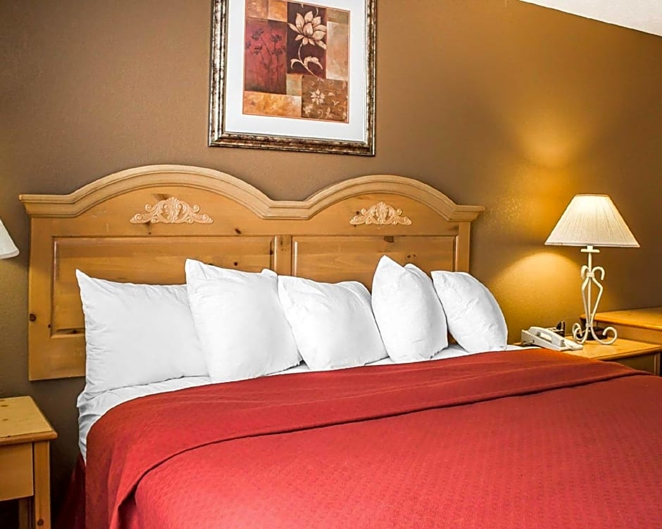Quality Inn Elyria