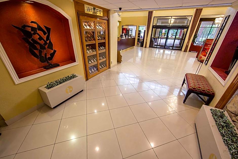 Ramada by Wyndham Houston Intercontinental Airport East