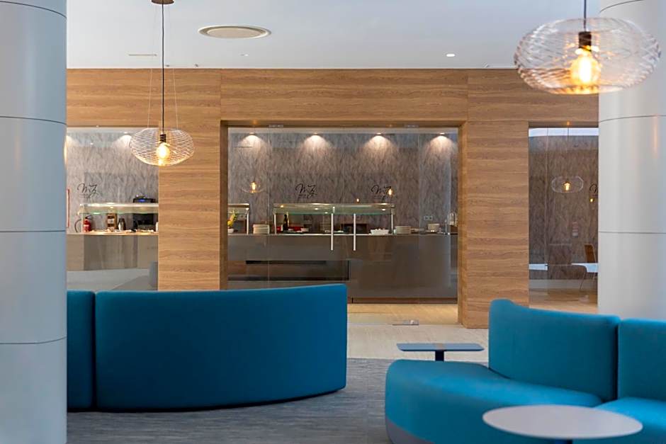 Hotel Macia Sevilla Kubb