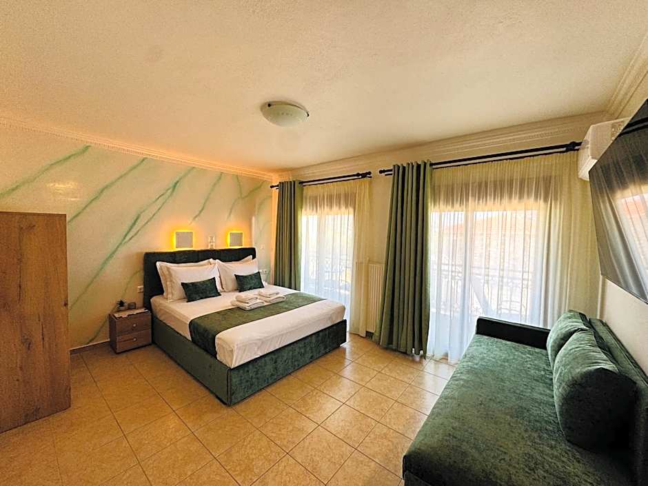 Anassa Deluxe Apartments & Studios