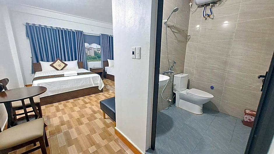 Family Transit Hotel