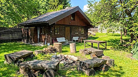 SRUB pod třešněmi - Cherry Trees Cabin