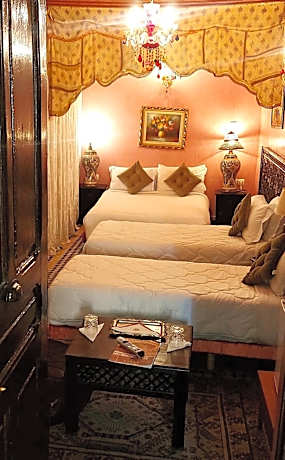 Deluxe Double or Twin Room with Pool View