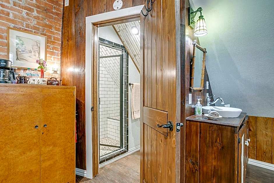 The Gallery House Boutique Hotel