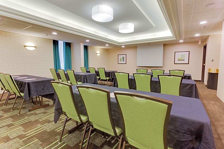 Drury Inn & Suites Birmingham Grandview