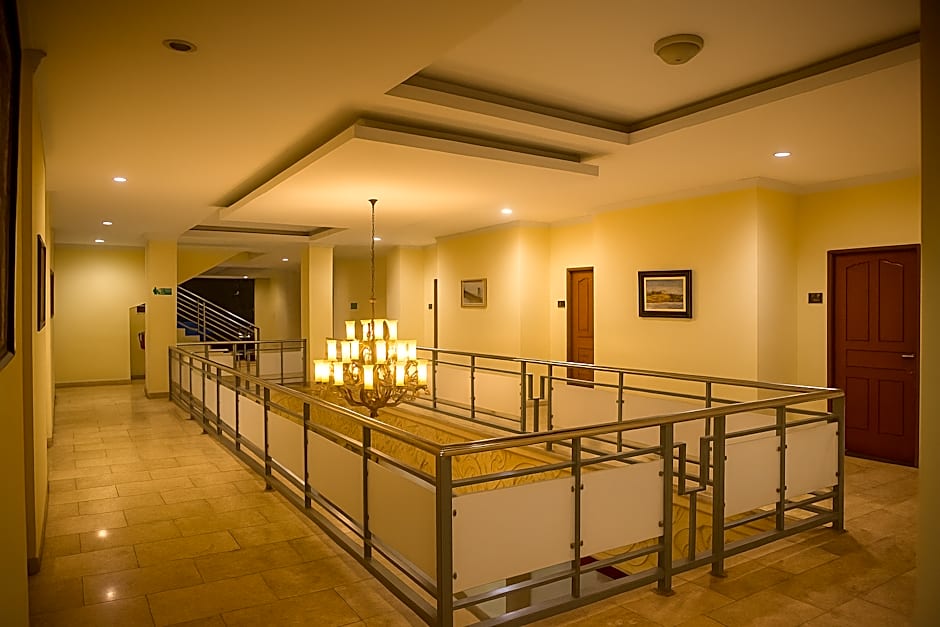 Puri Saron Denpasar Hotel