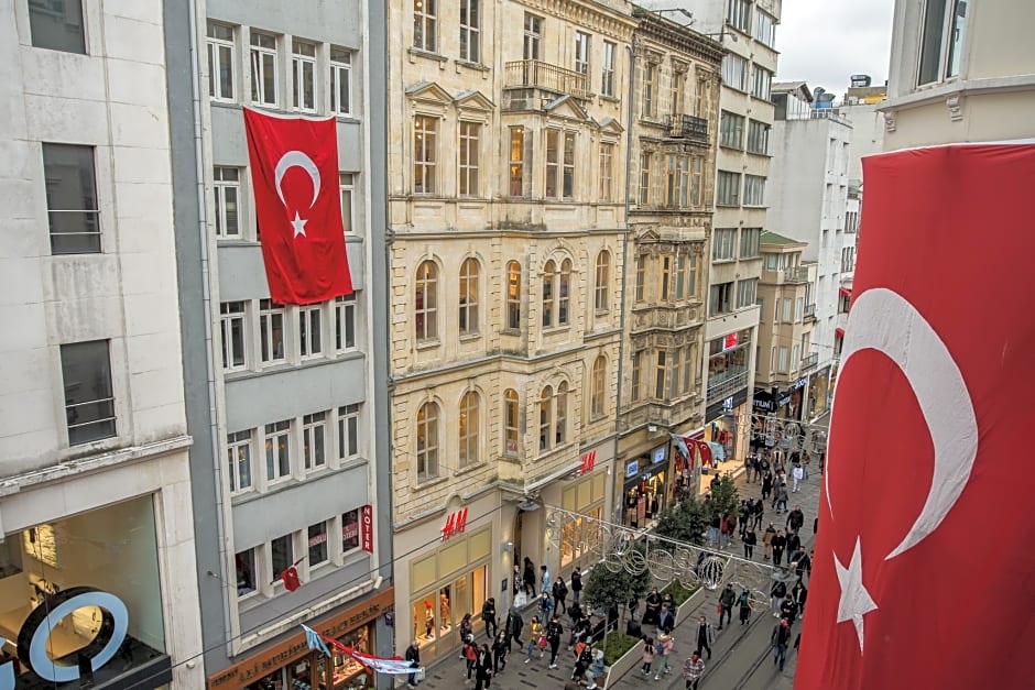 Ragip Pasha Apartment