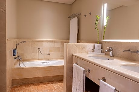 Serenity Presidential Suite