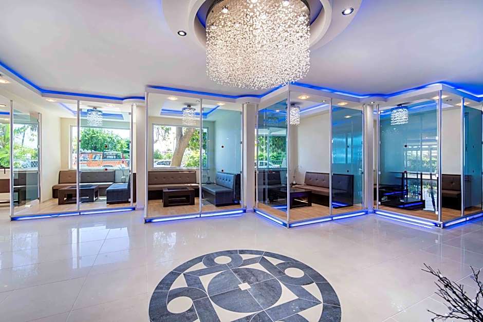 Blue Diamond Alya Hotel