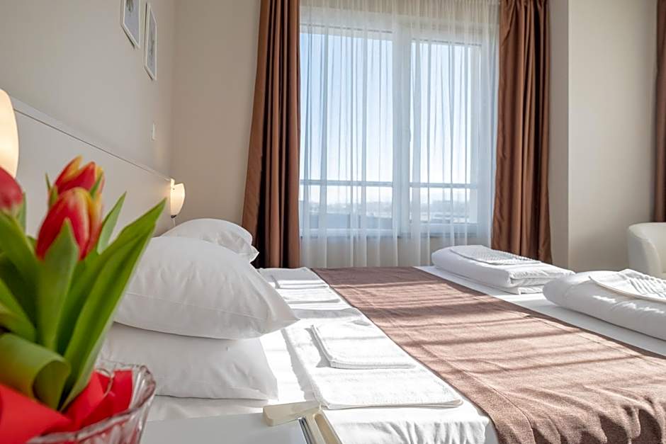 Blue Label Apart House