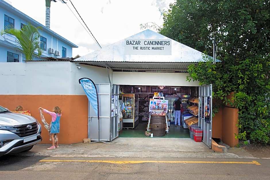 Kisana Residence - Studio with spacious balcony shared pool garden