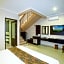 Flamingo Dewata Suite