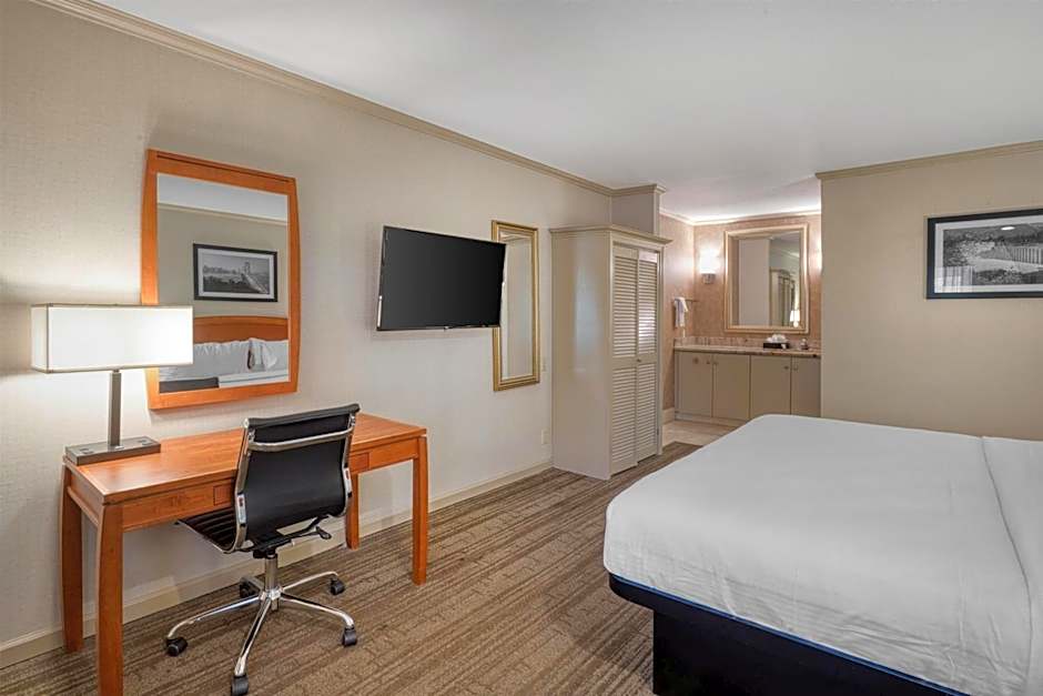 SureStay Plus Hotel by Best Western Mountain View