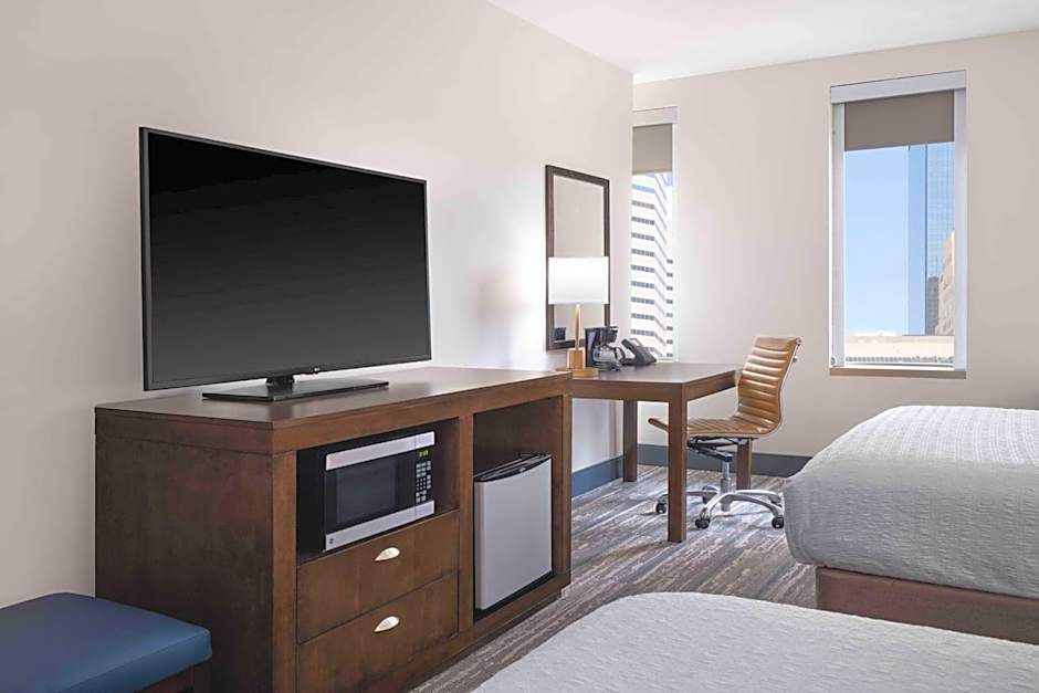 Hampton Inn By Hilton & Suites Denver Downtown Convention Center