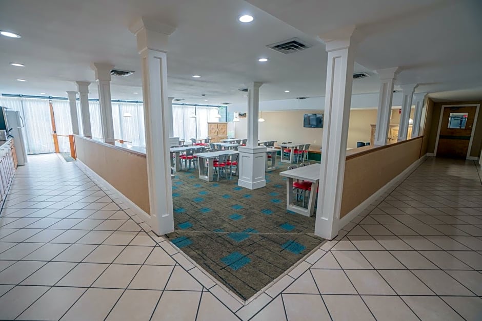 Ambassador Inn and Suites