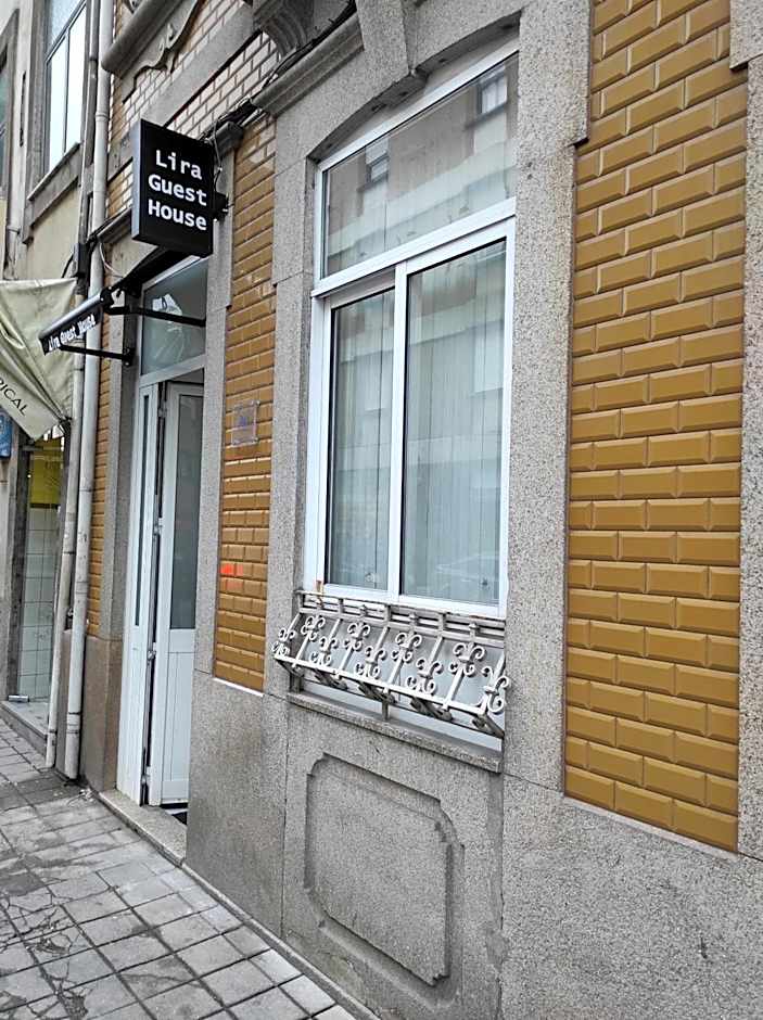 Lira Guest House B&B