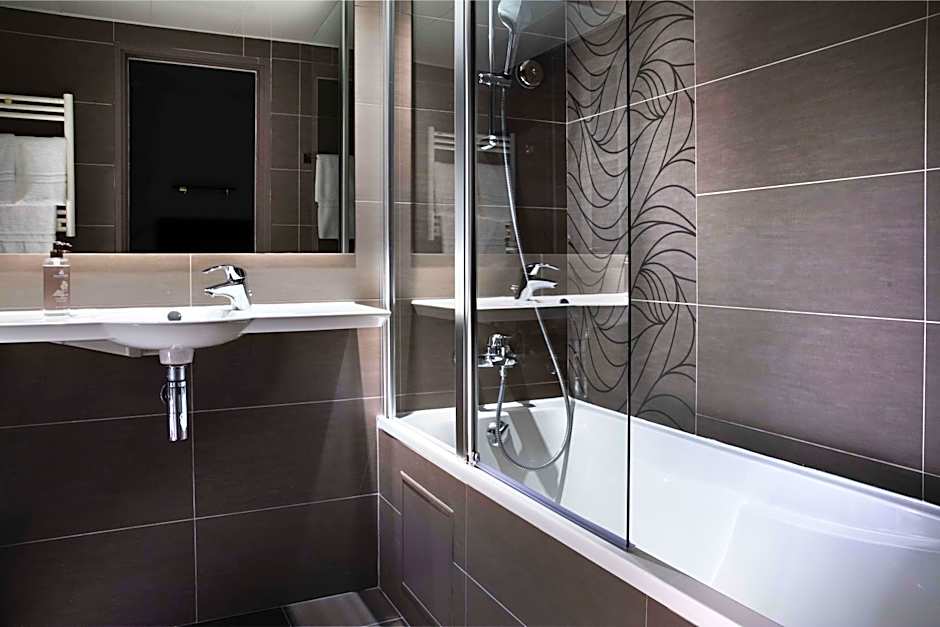 Eiffel Saint Charles