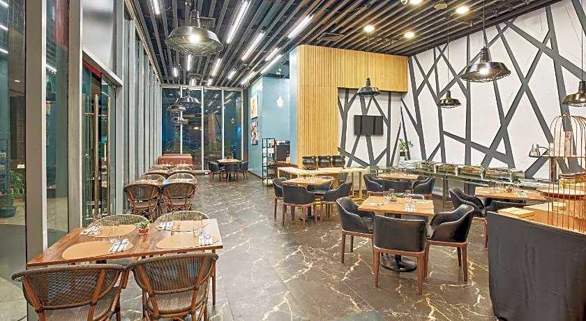 Summit Hotel Tacloban