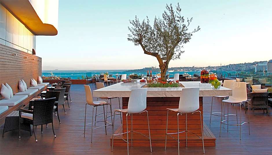 Conrad Istanbul Bosphorus