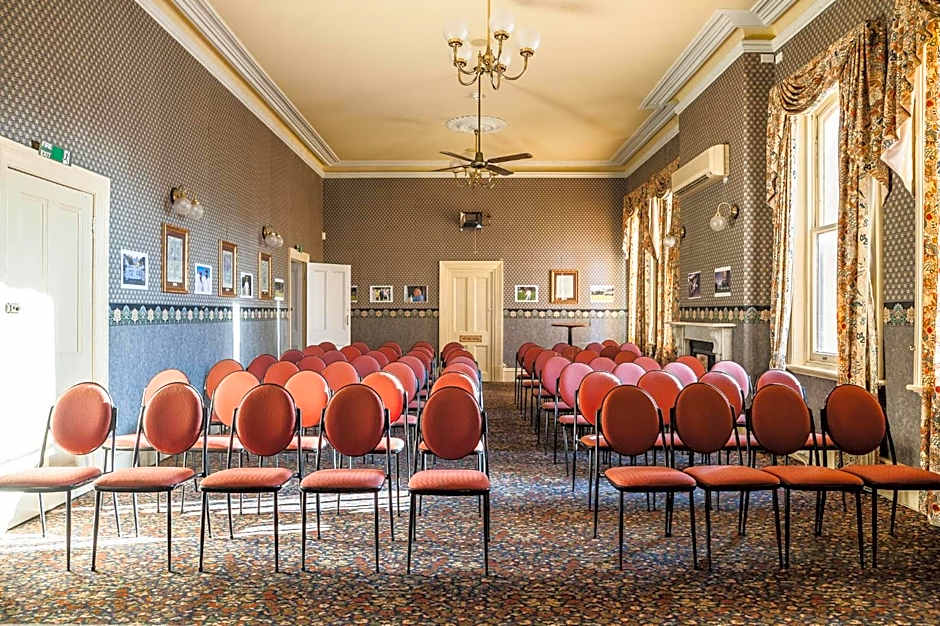 The Federal Boutique Hotel