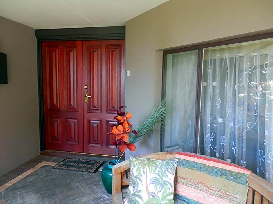 The Hideaway Luxury B&B Retreat