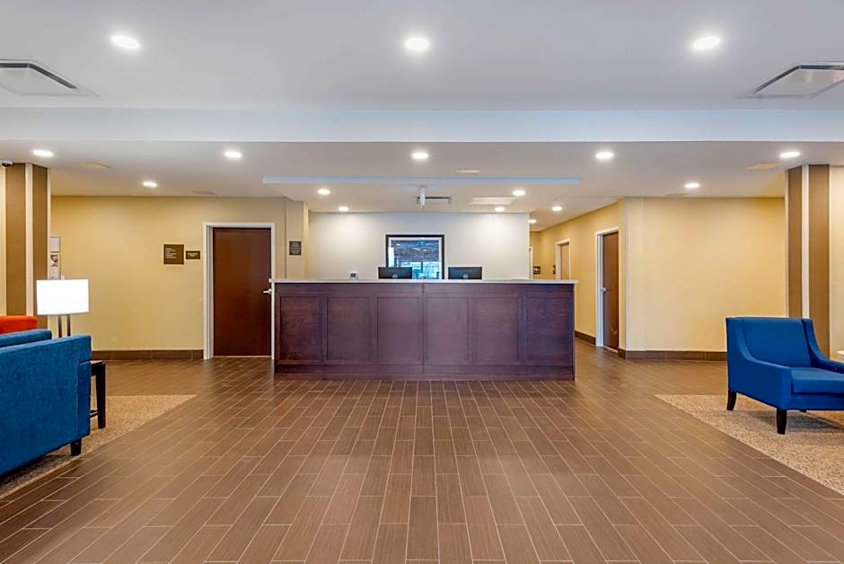 Comfort Inn & Suites