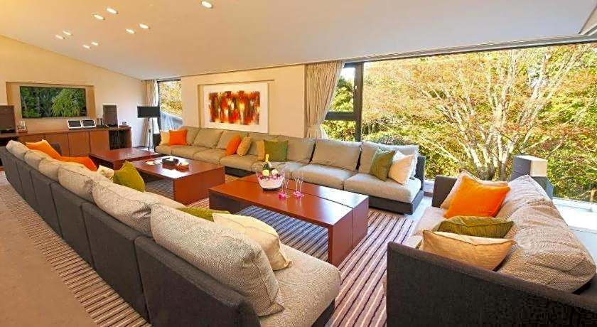 Luxury Hotel Kazenokaori MORI Premier