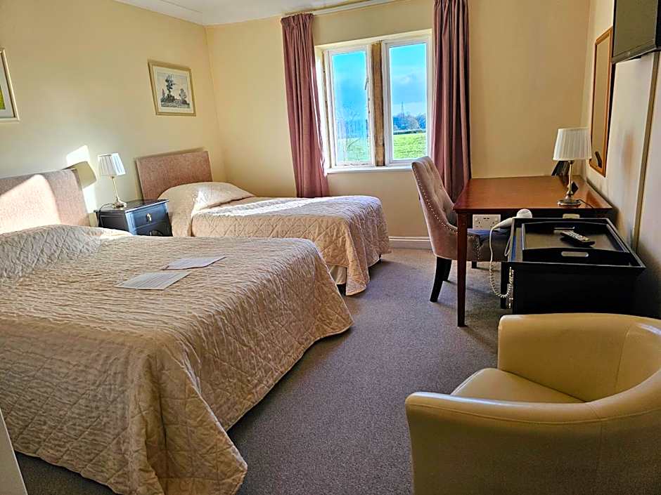 Schoolhouse Restaurant and Hotel