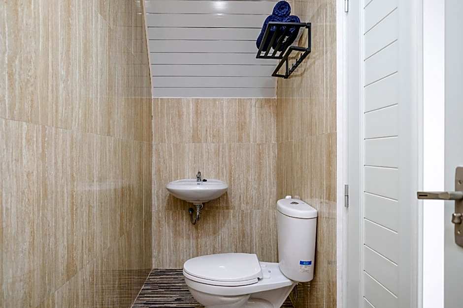 RedDoorz @ myRoom UMY