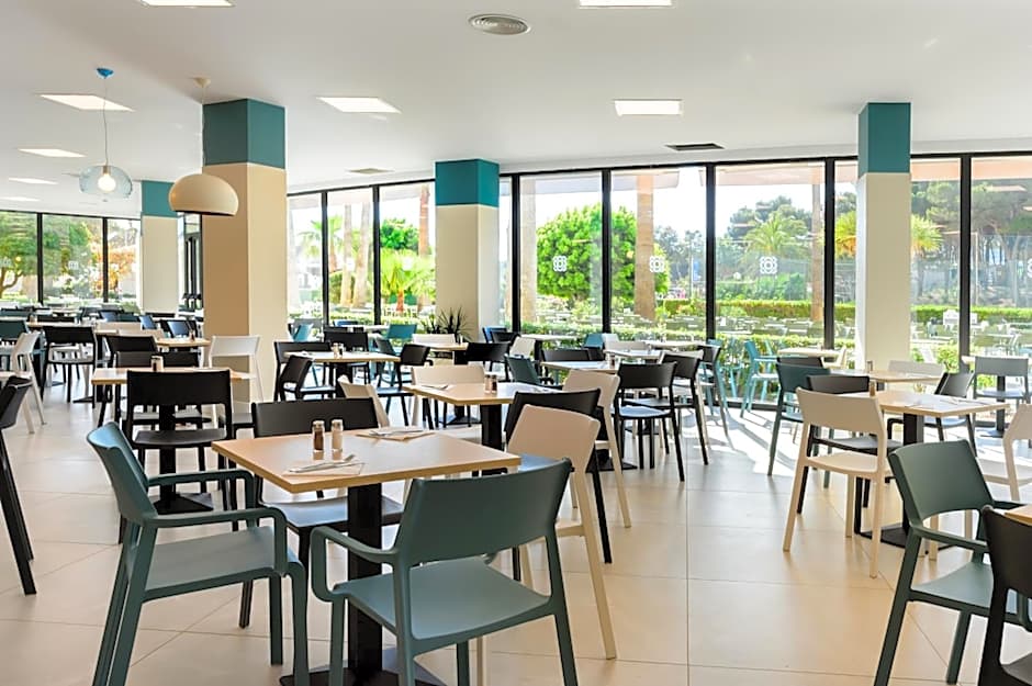 Hotel Vibra Beverly Playa