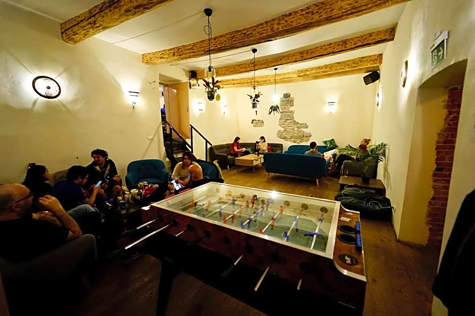 The Monks Bunk Hostel & Bar