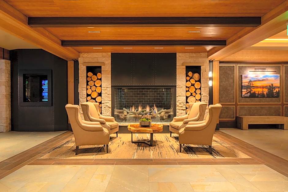 Golden Nugget Lake Tahoe Hotel & Casino