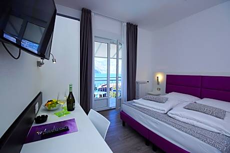 Double Room with Lake View