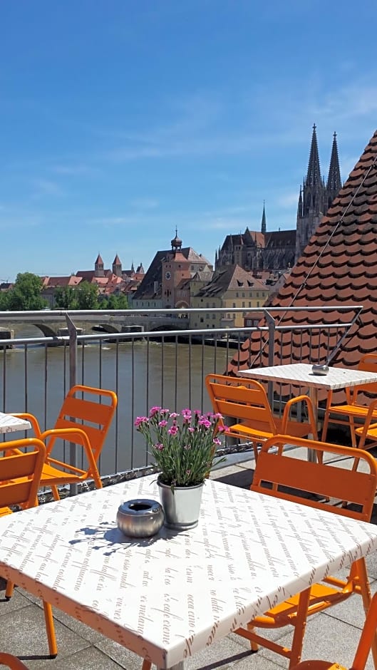 SORAT Insel-Hotel Regensburg