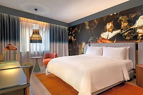REN Room